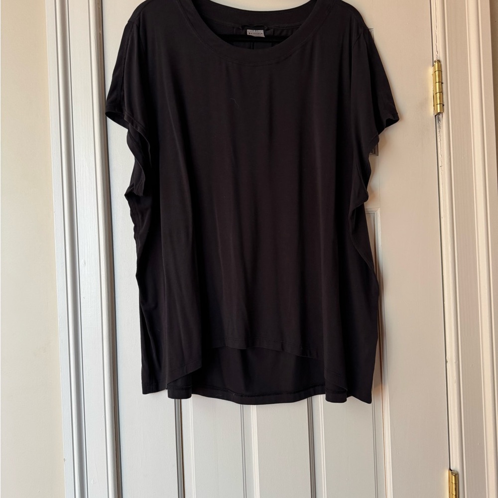 Athleta Black Short Sleeve Tee